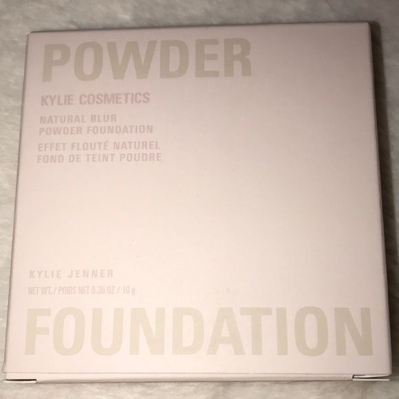 SOLD🛍Kylie Cosmetics 6WN Powder Foundation Compact - Picture 5 of 7